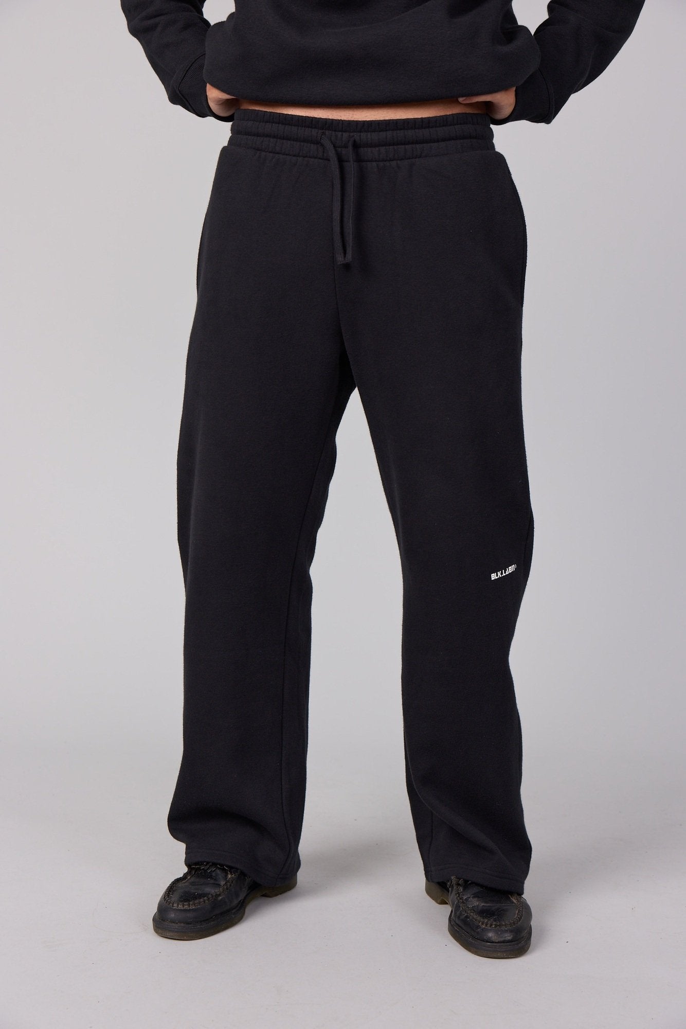 11BASECAMP STRAIGHT SWEAT PANT