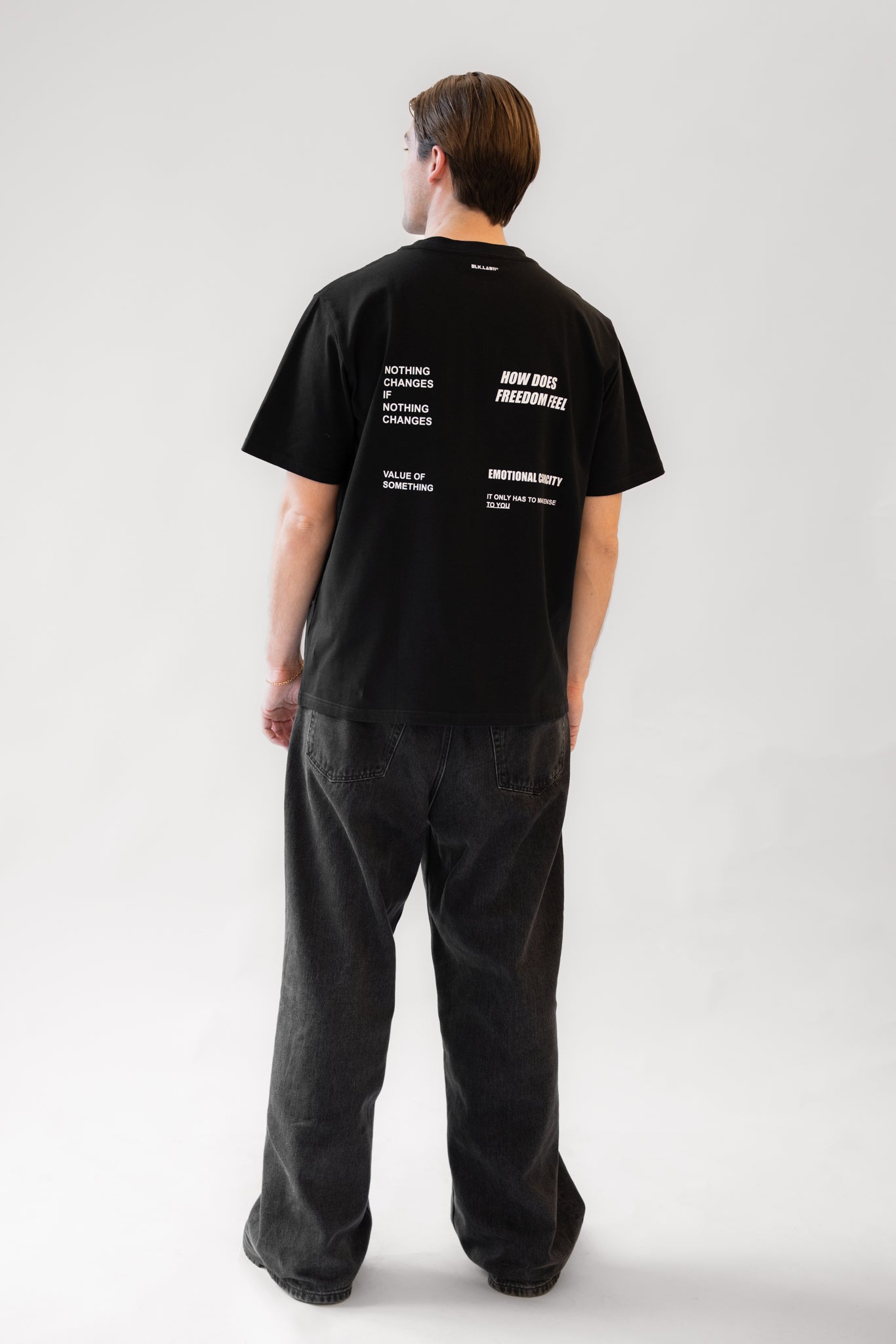 11REFLECT BOX TEE #1