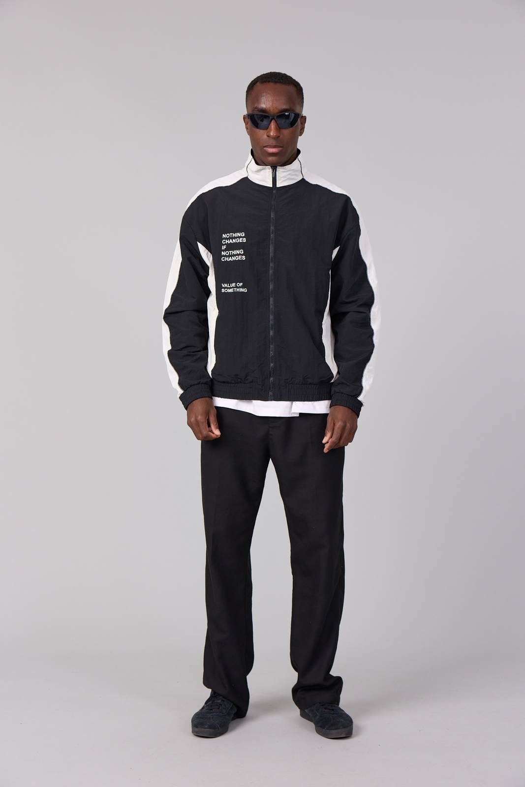 11UNSTOPPABLE WINDBREAKER