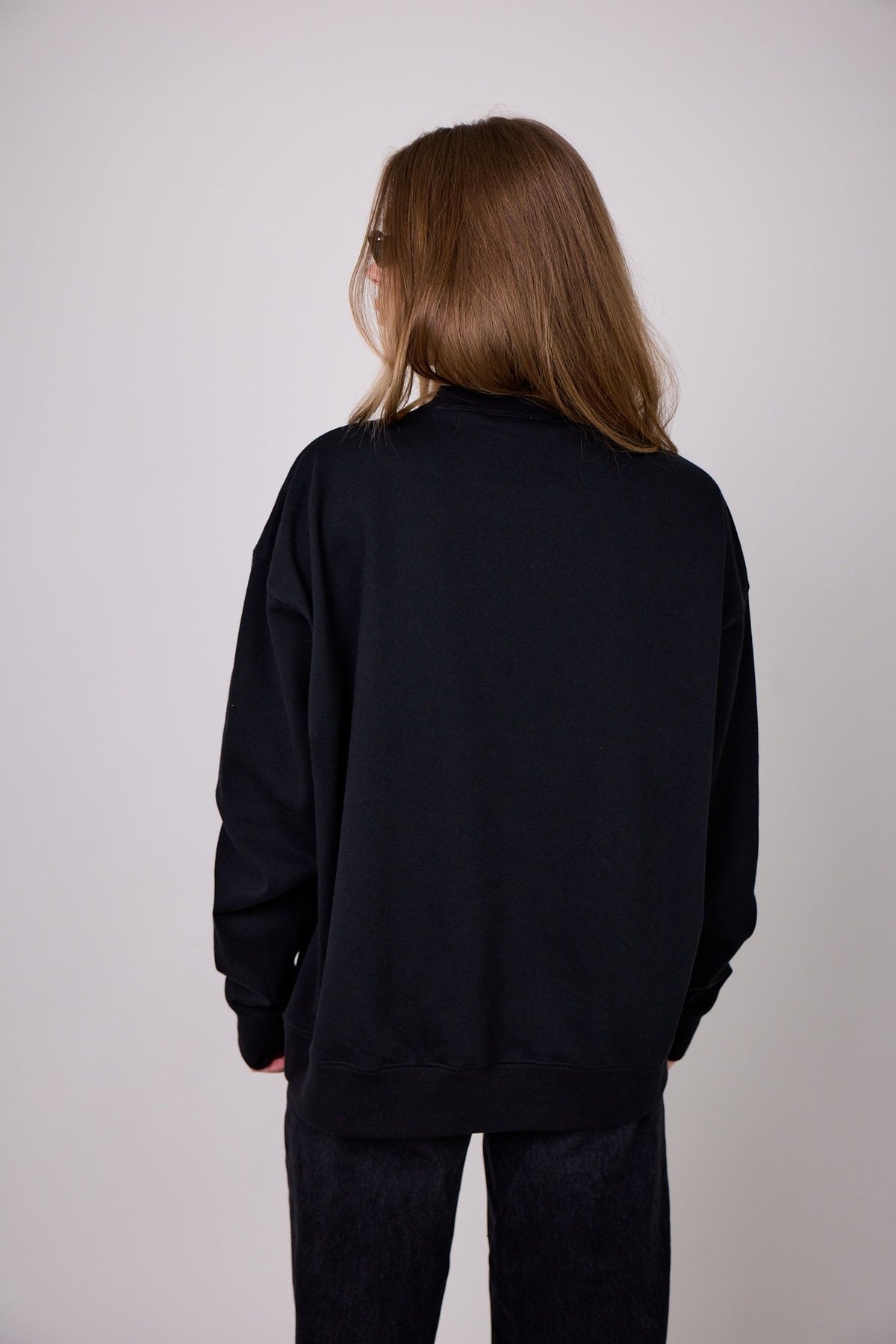 11WILD CREW NECK
