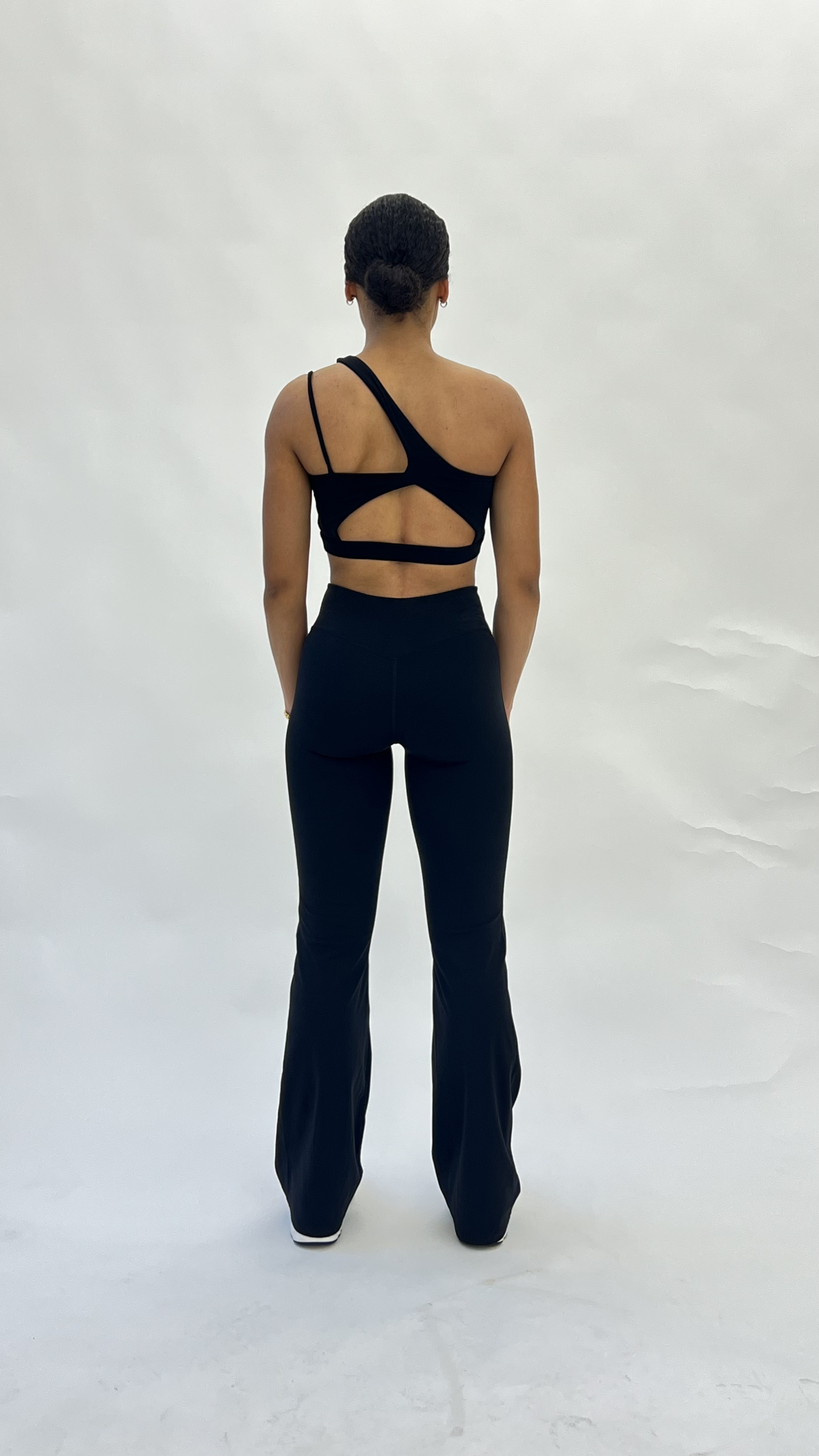 11GROUNDING FLARED PANT